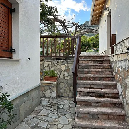 Villa Fokiotrypa Seaside Retreat